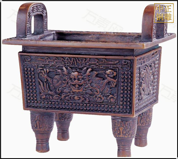 銅鼎.jpg 銅鼎.jpg